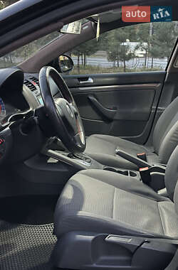 Седан Volkswagen Jetta 2006 в 