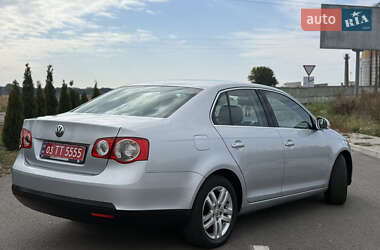 Седан Volkswagen Jetta 2006 в 