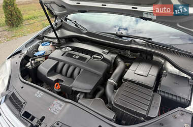 Седан Volkswagen Jetta 2006 в 