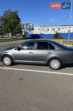 Седан Volkswagen Jetta 2007 в 