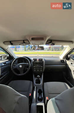 Седан Volkswagen Jetta 2007 в 