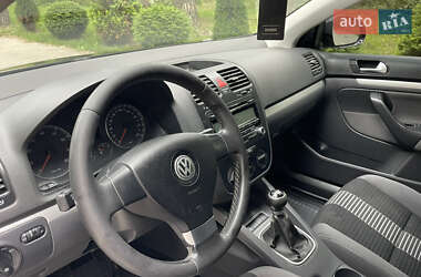 Седан Volkswagen Jetta 2009 в 