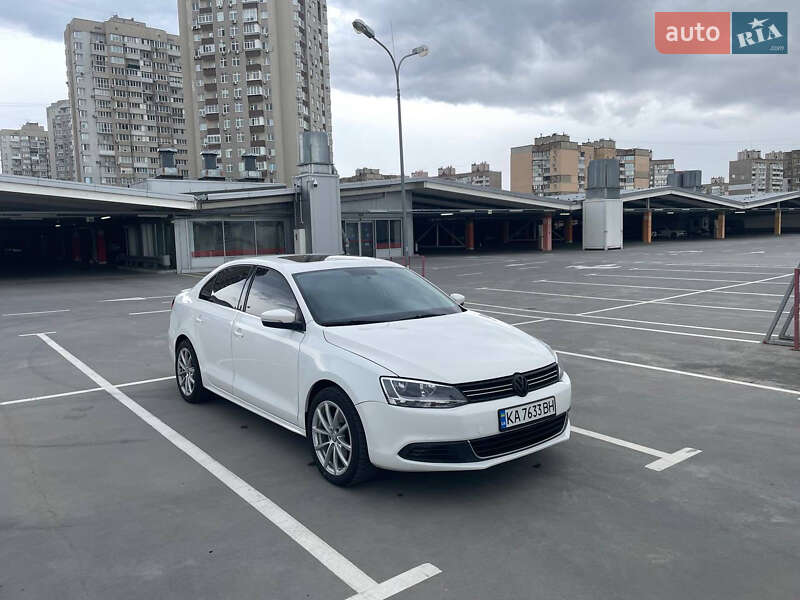 Седан Volkswagen Jetta 2012 в Киеве