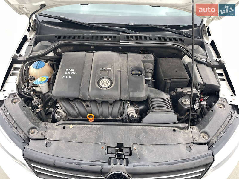Седан Volkswagen Jetta 2012 в Киеве