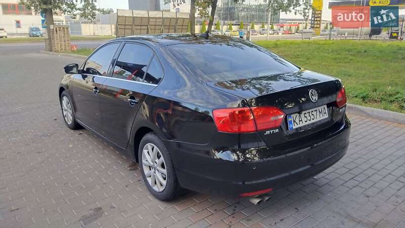 Седан Volkswagen Jetta 2012 в Киеве