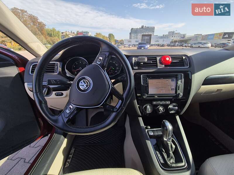 Седан Volkswagen Jetta 2016 в Житомирі фото 23 Седан Volkswagen Jetta 2016 в Житомирі