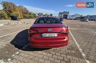 Седан Volkswagen Jetta 2016 в 