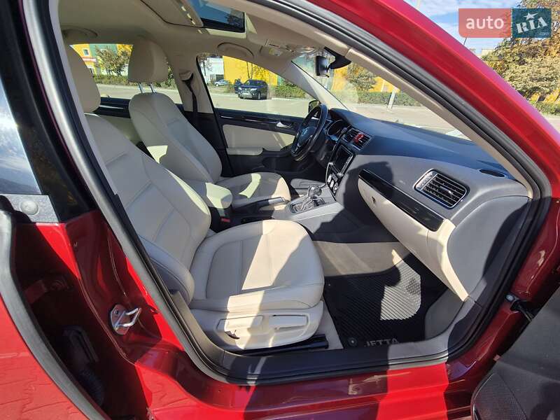 Седан Volkswagen Jetta 2016 в Житомирі фото 38 Седан Volkswagen Jetta 2016 в Житомирі