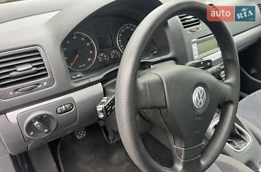 Седан Volkswagen Jetta 2007 в 