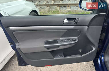 Седан Volkswagen Jetta 2007 в 