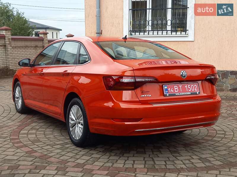 Седан Volkswagen Jetta 2018 в Львові фото 10 Седан Volkswagen Jetta 2018 в Львові