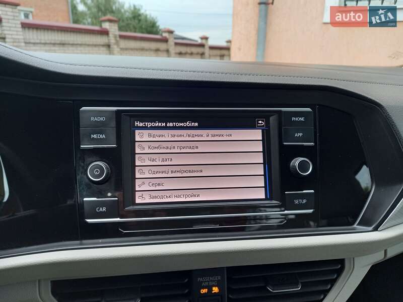 Седан Volkswagen Jetta 2018 в Львові фото 34 Седан Volkswagen Jetta 2018 в Львові