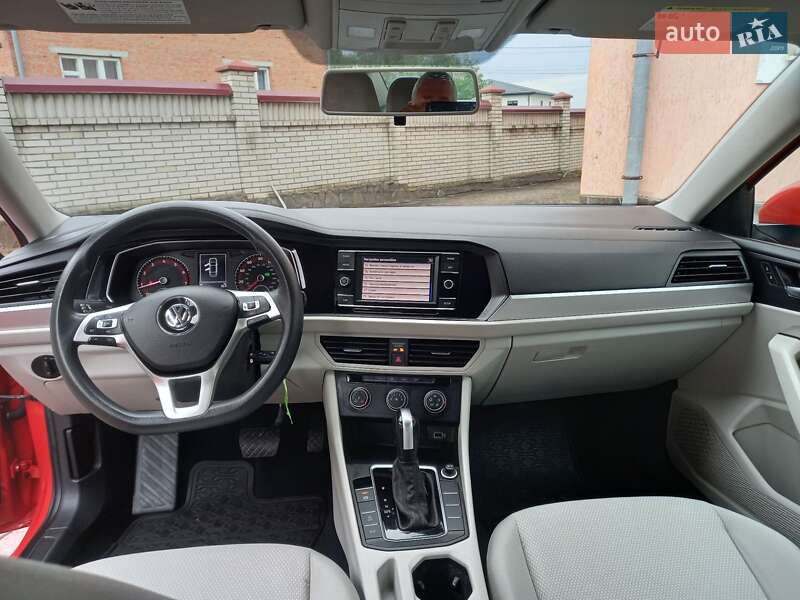 Седан Volkswagen Jetta 2018 в Львові фото 45 Седан Volkswagen Jetta 2018 в Львові