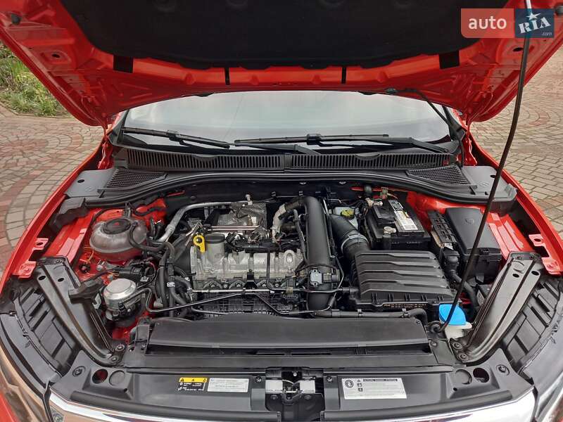 Седан Volkswagen Jetta 2018 в Львові фото 54 Седан Volkswagen Jetta 2018 в Львові