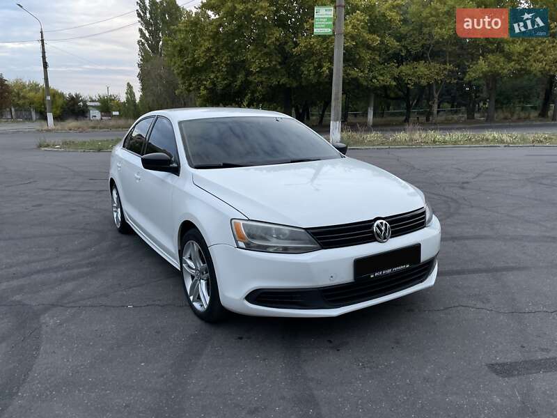 Седан Volkswagen Jetta 2011 в Миколаєві