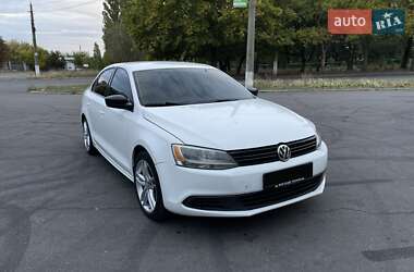 Седан Volkswagen Jetta 2011 в 