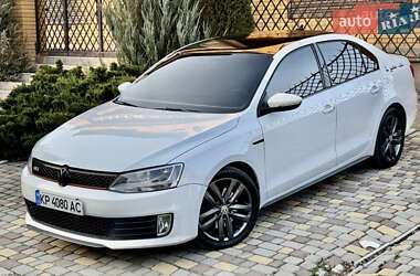 Седан Volkswagen Jetta 2012 в Запоріжжі