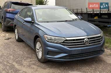 Седан Volkswagen Jetta 2018 в Тернополе