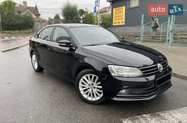 Седан Volkswagen Jetta 2014 в Києві