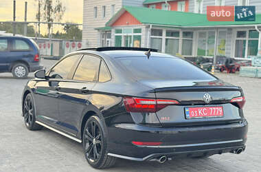 Седан Volkswagen Jetta 2020 в 