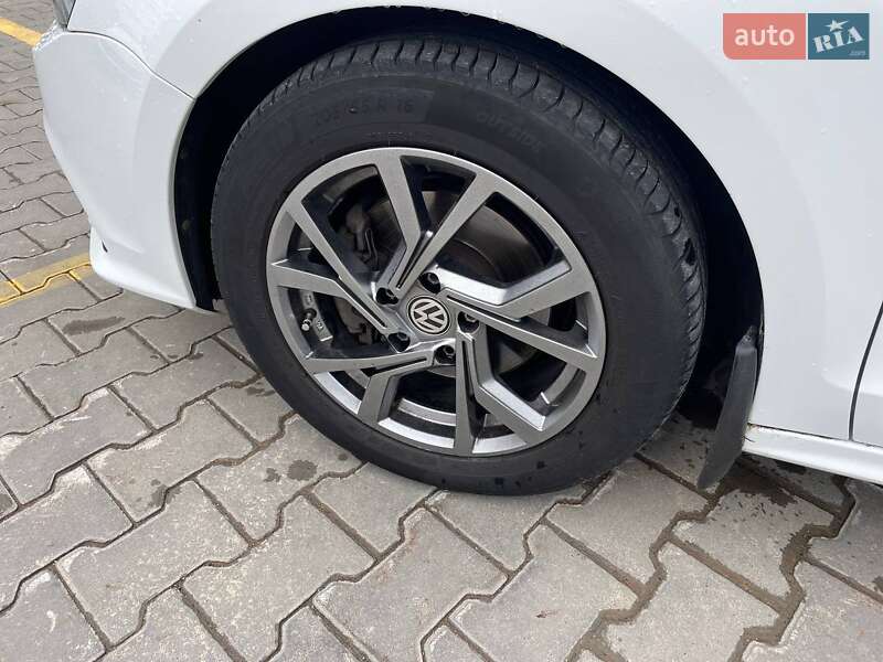 Седан Volkswagen Jetta 2016 в Одессе фото 6 Седан Volkswagen Jetta 2016 в Одессе