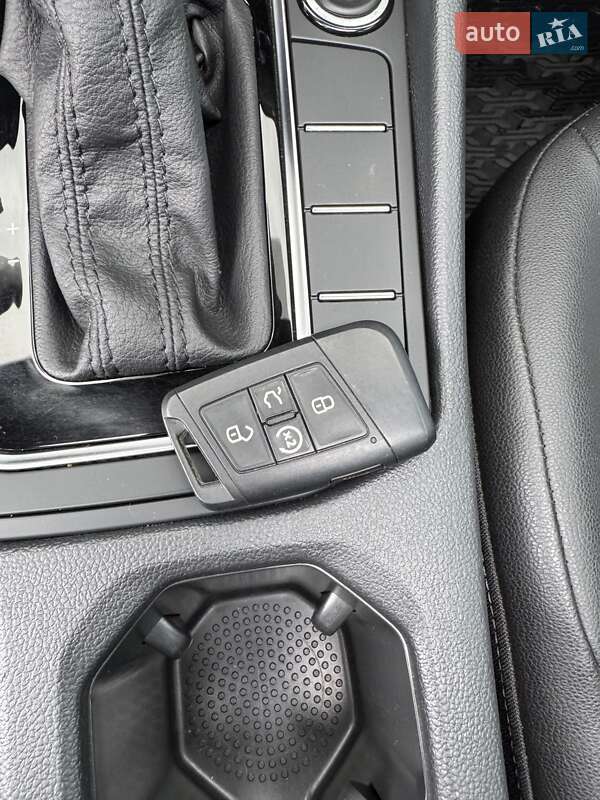 Седан Volkswagen Jetta 2019 в Харкові