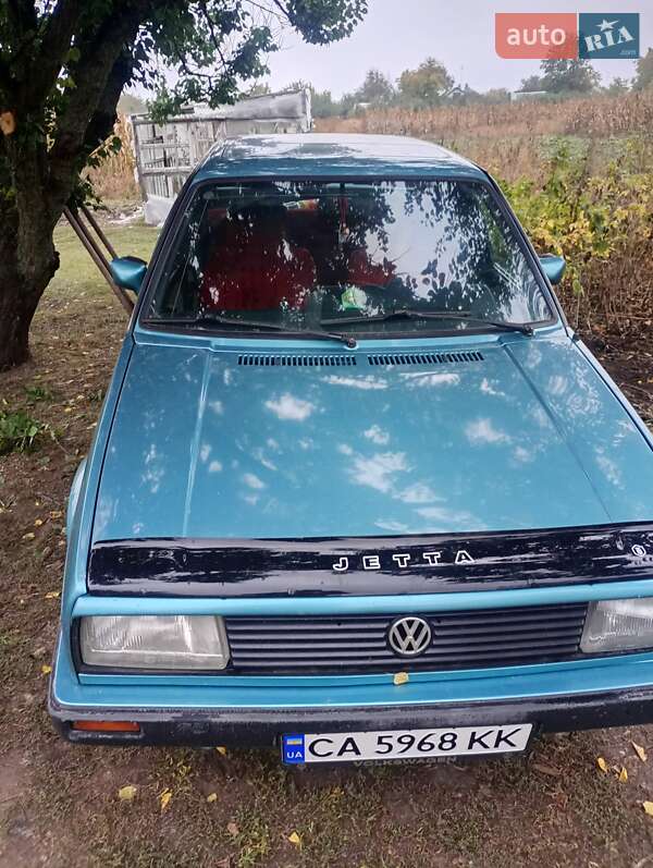 Седан Volkswagen Jetta 1987 в Золотоноше