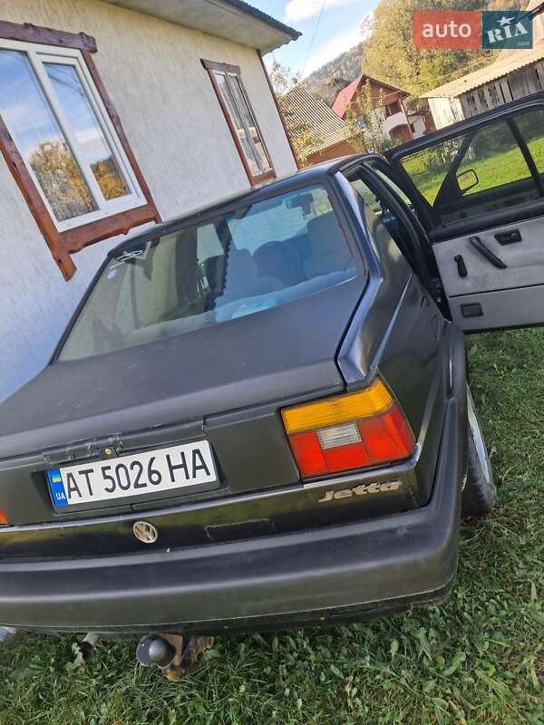 Седан Volkswagen Jetta 1987 в Івано-Франківську