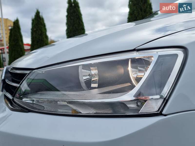Седан Volkswagen Jetta 2017 в Виннице