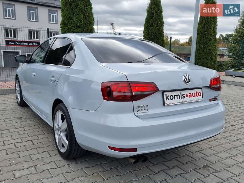Седан Volkswagen Jetta 2017 в Виннице