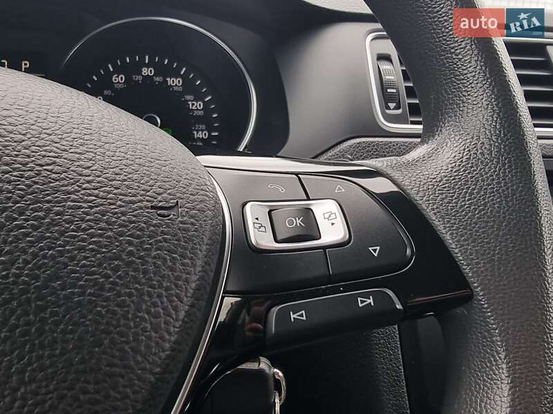 Седан Volkswagen Jetta 2017 в Виннице