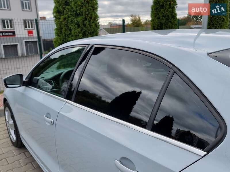 Седан Volkswagen Jetta 2017 в Виннице