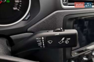 Седан Volkswagen Jetta 2017 в 