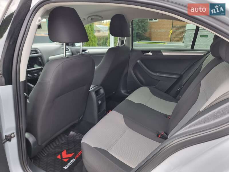 Седан Volkswagen Jetta 2017 в Виннице