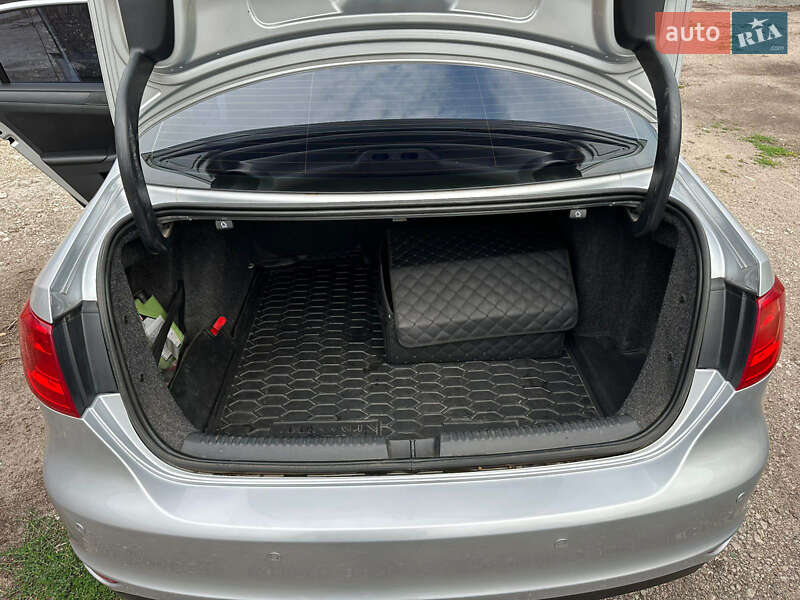 Седан Volkswagen Jetta 2014 в Сахновщине фото 15 Седан Volkswagen Jetta 2014 в Сахновщине
