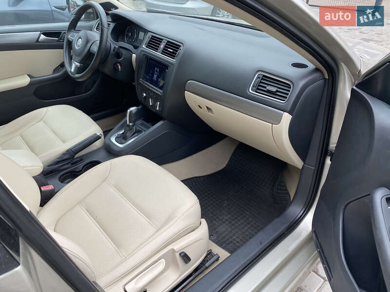 Седан Volkswagen Jetta 2014 в Одессе