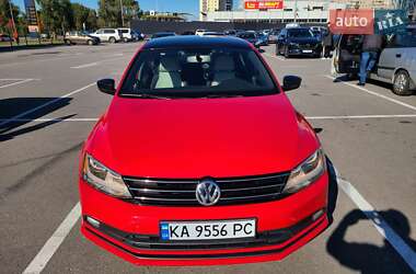 Седан Volkswagen Jetta 2015 в Киеве