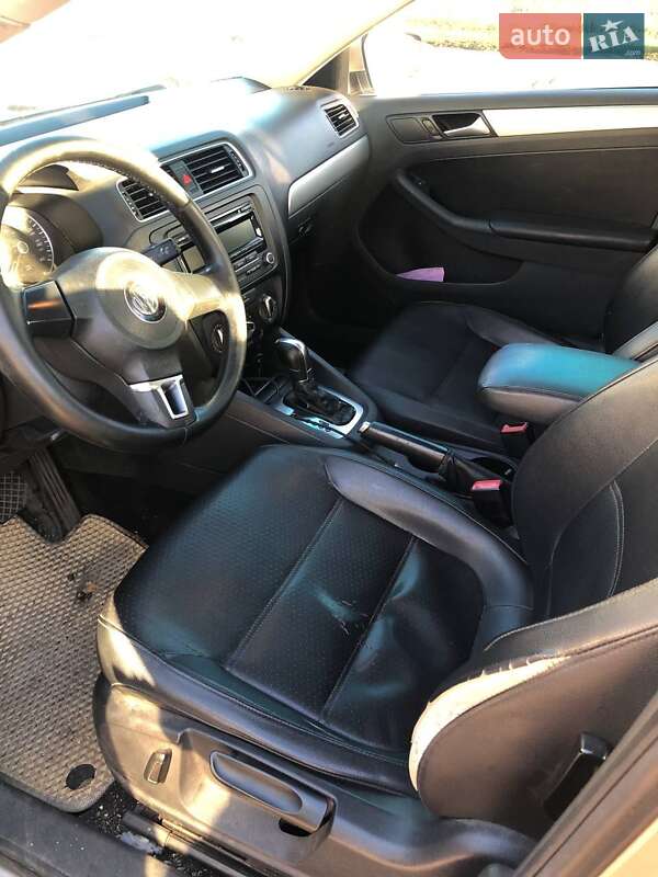 Седан Volkswagen Jetta 2013 в Полтаве