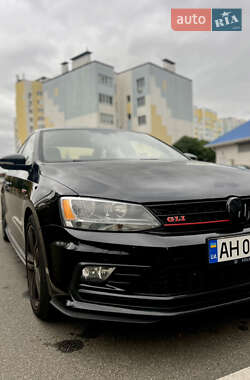 Седан Volkswagen Jetta 2016 в Киеве