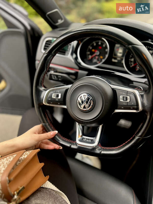 Седан Volkswagen Jetta 2016 в Києві