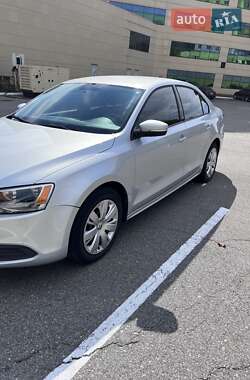 Седан Volkswagen Jetta 2013 в 
