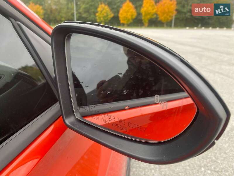 Седан Volkswagen Jetta 2019 в Львове