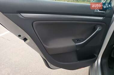 Седан Volkswagen Jetta 2008 в 