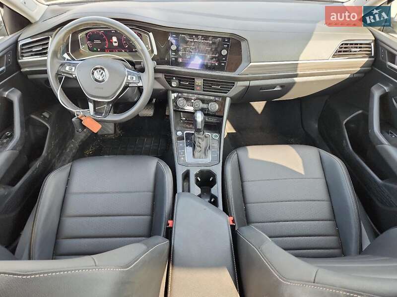 Седан Volkswagen Jetta 2021 в Рівному