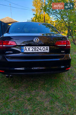 Седан Volkswagen Jetta 2017 в 