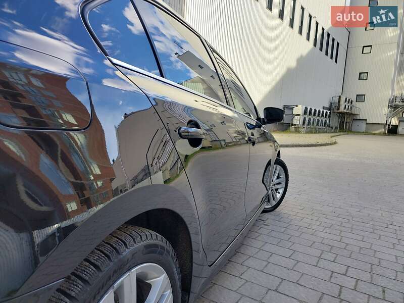Седан Volkswagen Jetta 2015 в Дрогобыче