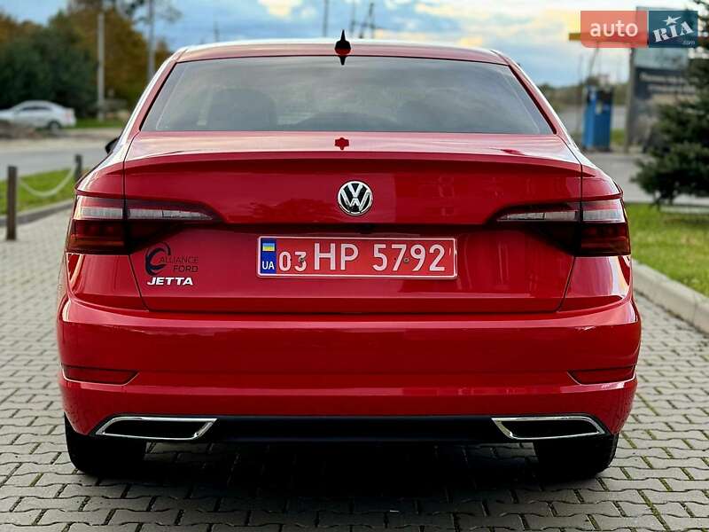 Седан Volkswagen Jetta 2018 в Львове