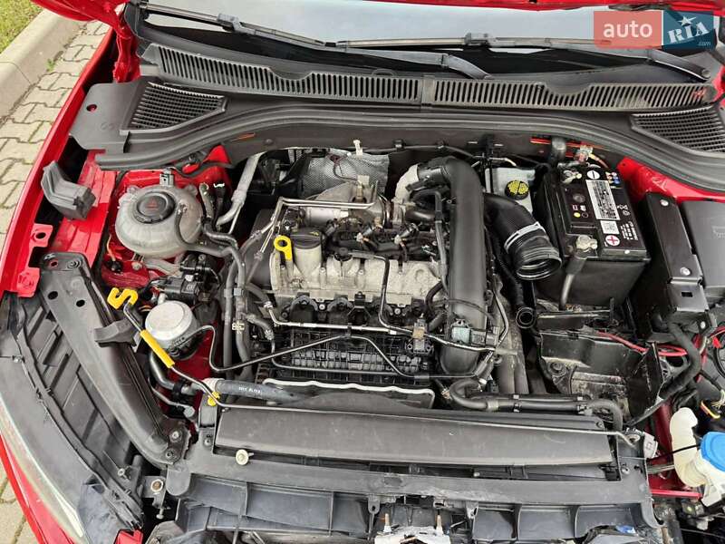 Седан Volkswagen Jetta 2018 в Львове