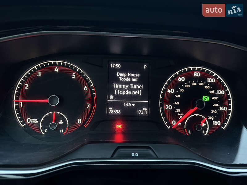 Седан Volkswagen Jetta 2019 в Запоріжжі