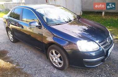 Седан Volkswagen Jetta 2007 в 
